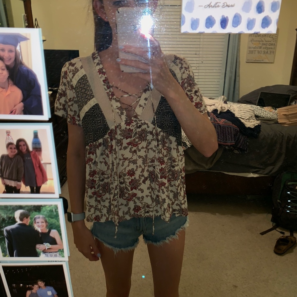 patterned top